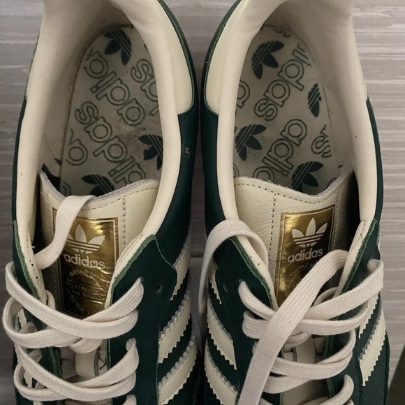 Adidas OG Samba Sneakers! Size 10 - Picture 5 of 6